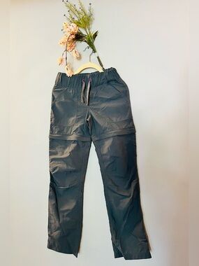 MEC | Girls Zip Away Pants | Shorts | Camping | Hiking | Size 12